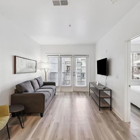 Premium Apartments And Studios At Midtown 205 In 夏洛特 外观 照片
