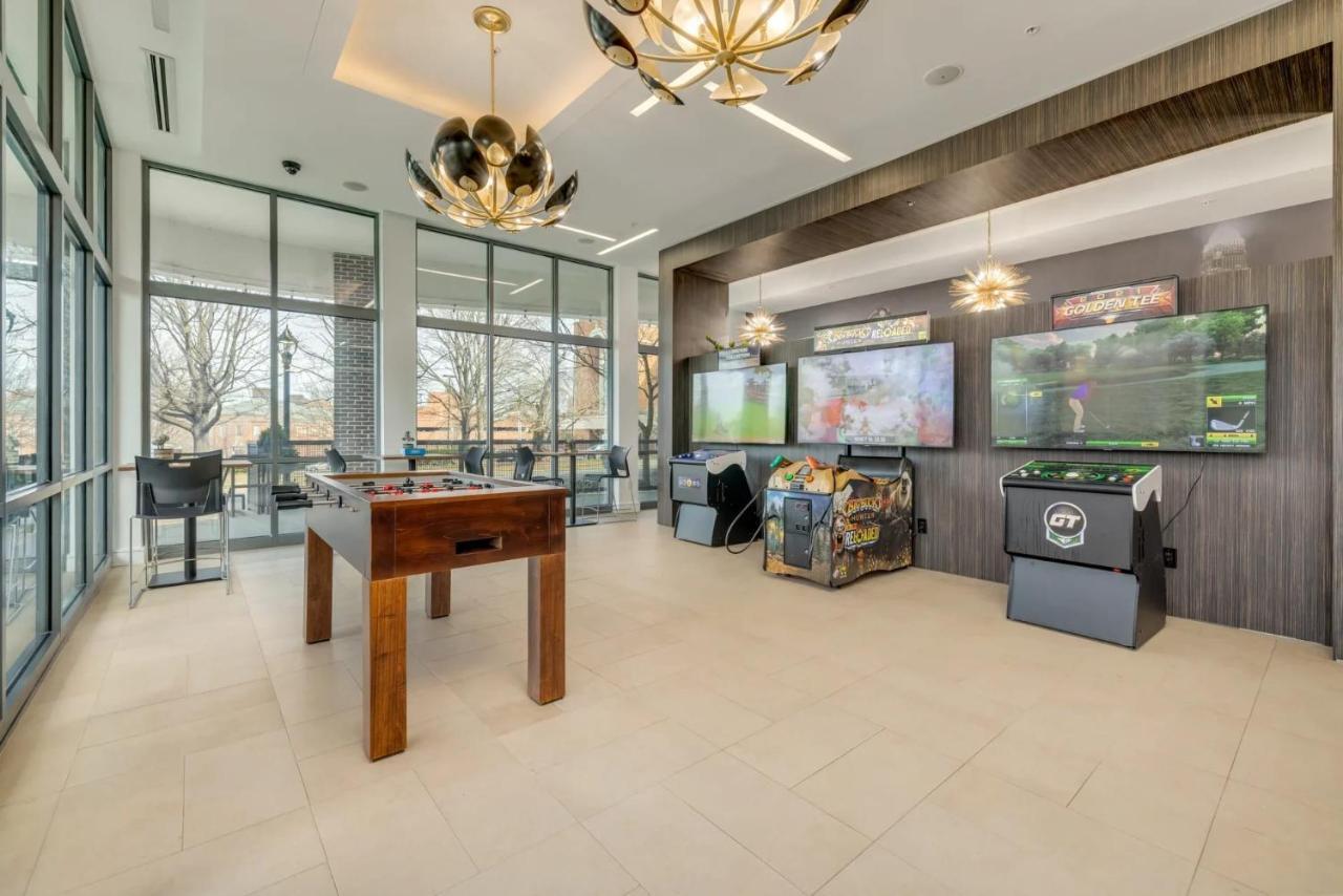 Premium Apartments And Studios At Midtown 205 In 夏洛特 外观 照片